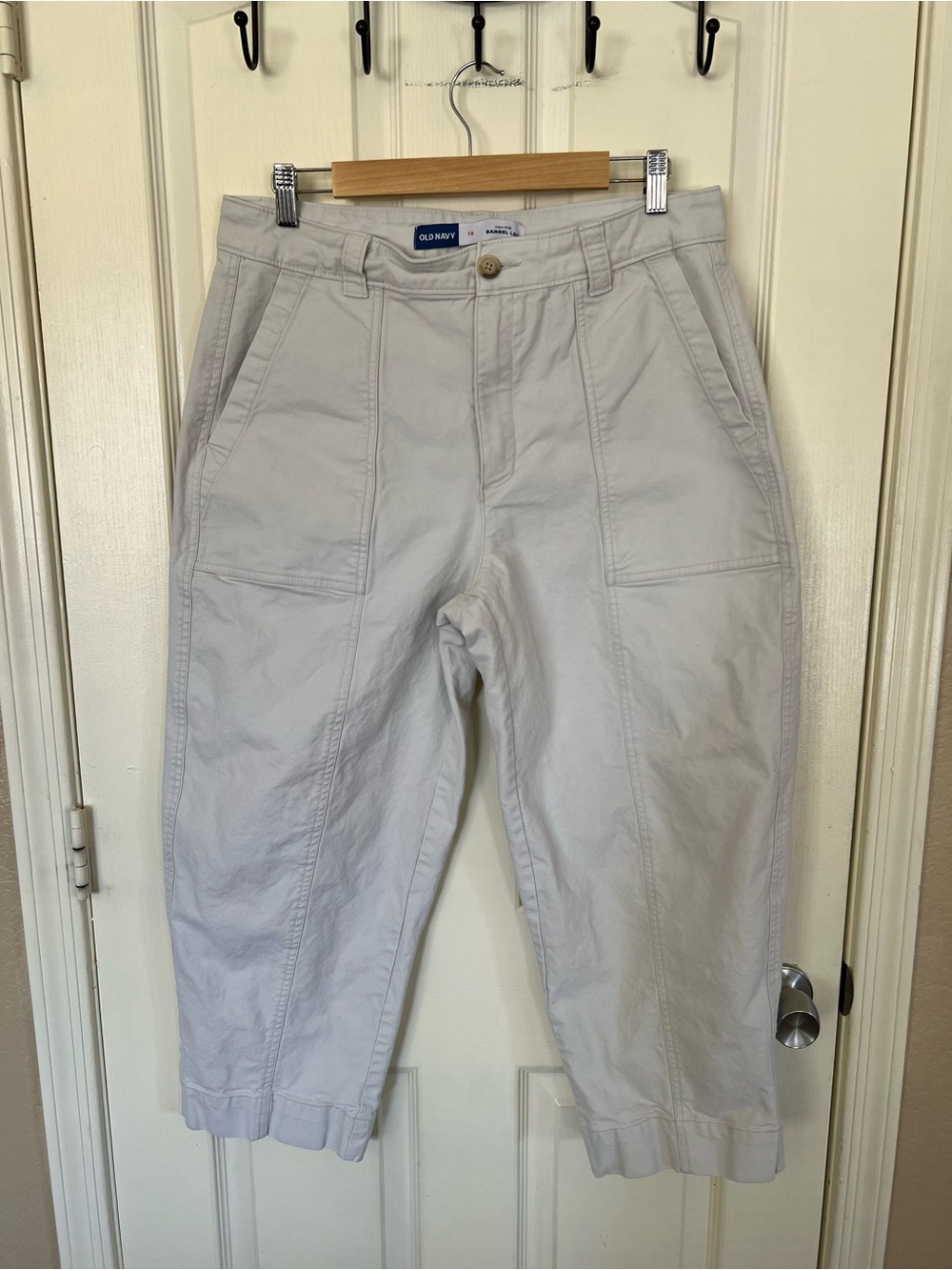 Old Navy High-Rise Barrel Leg Pants Size 12 Ivory Utility Cotton